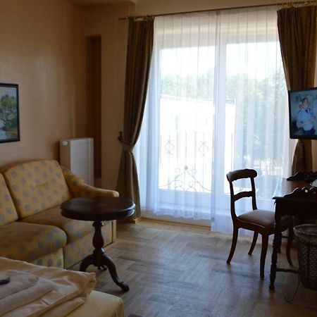 ליבק Hotel Gutenberger מראה חיצוני תמונה