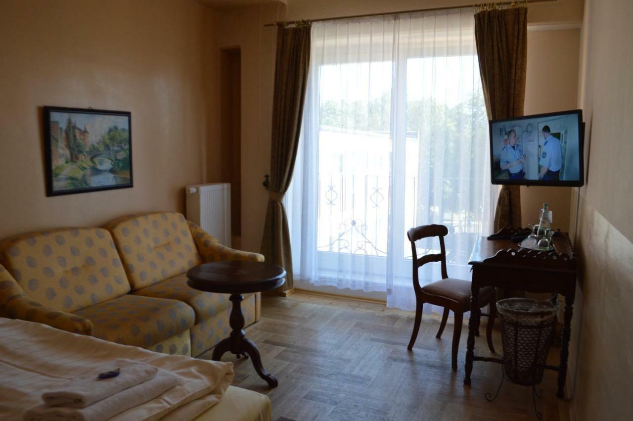 ליבק Hotel Gutenberger מראה חיצוני תמונה