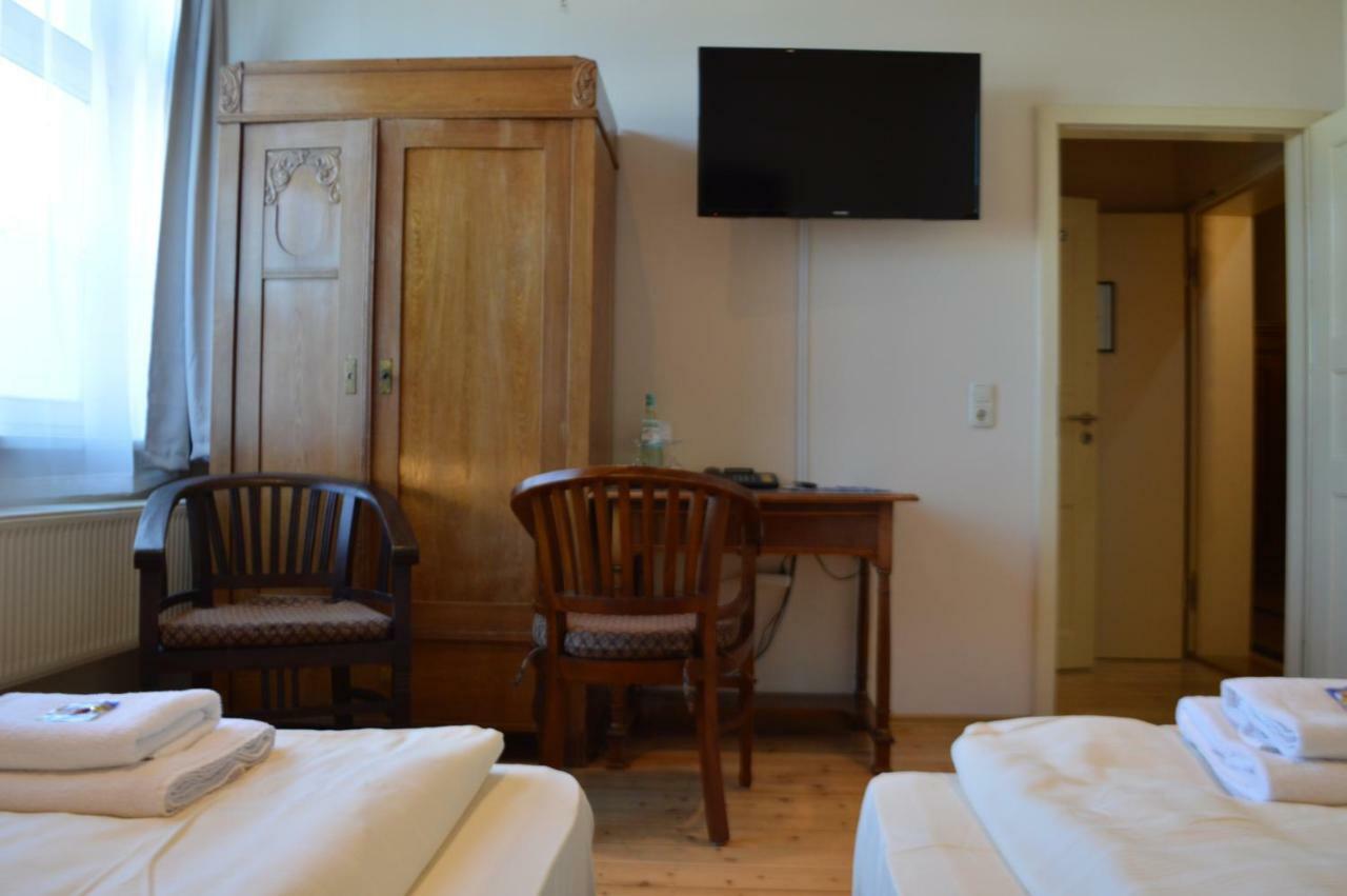 ליבק Hotel Gutenberger מראה חיצוני תמונה